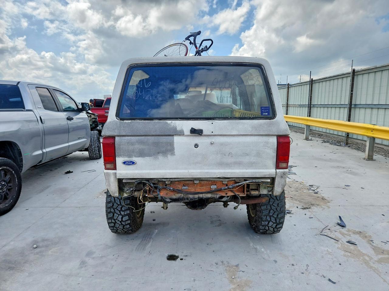 1989 FORD Bronco