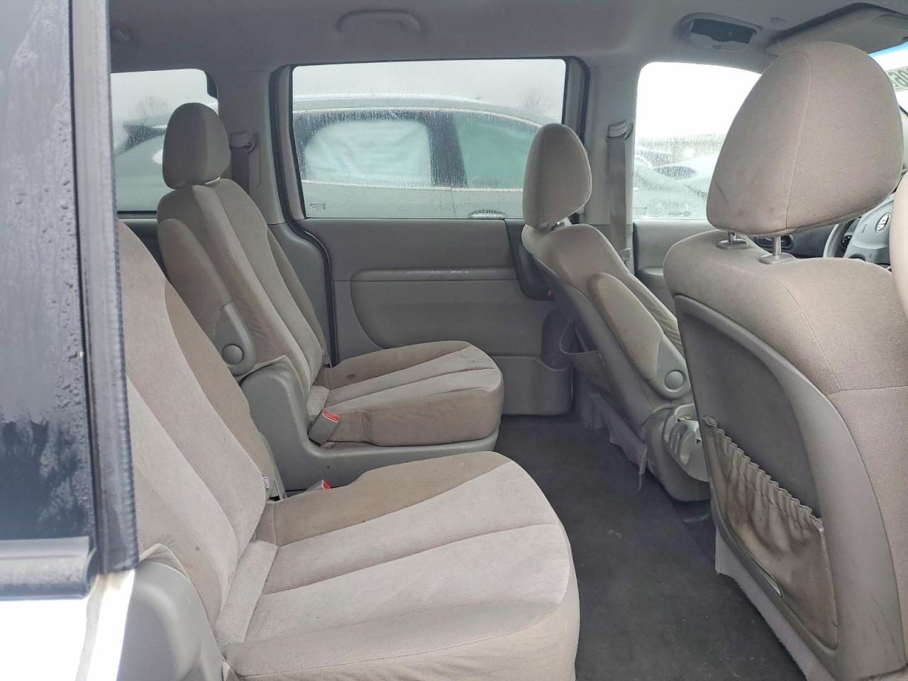 2014 KIA SEDONA