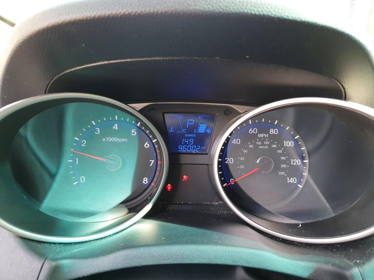 2012 HYUNDAI TUCSON