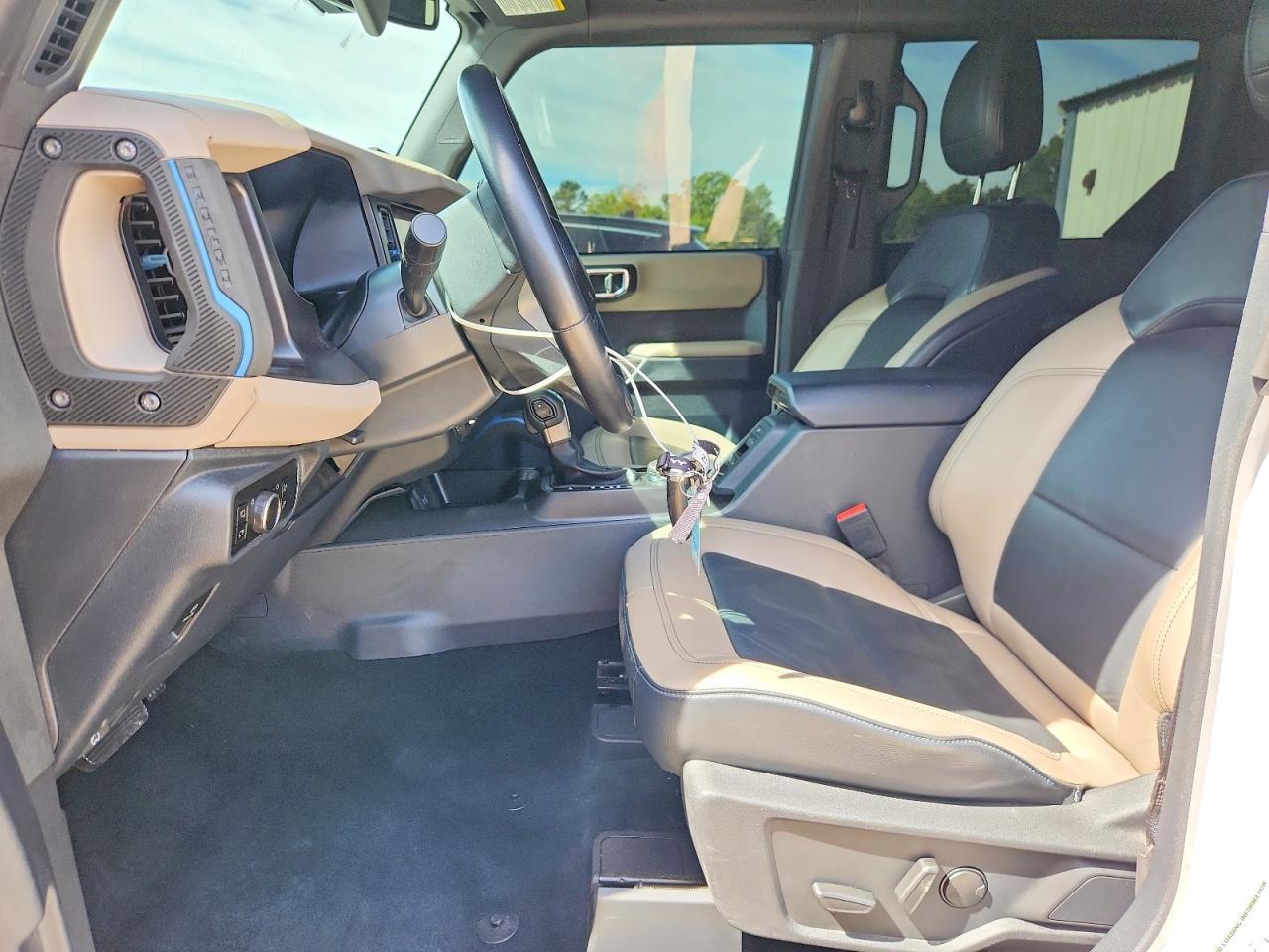 2022 FORD Bronco