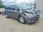 2013 TOYOTA SIENNA