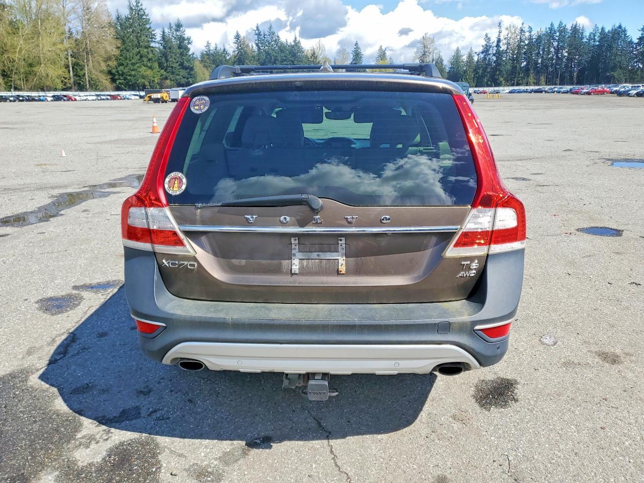 2015 VOLVO XC70