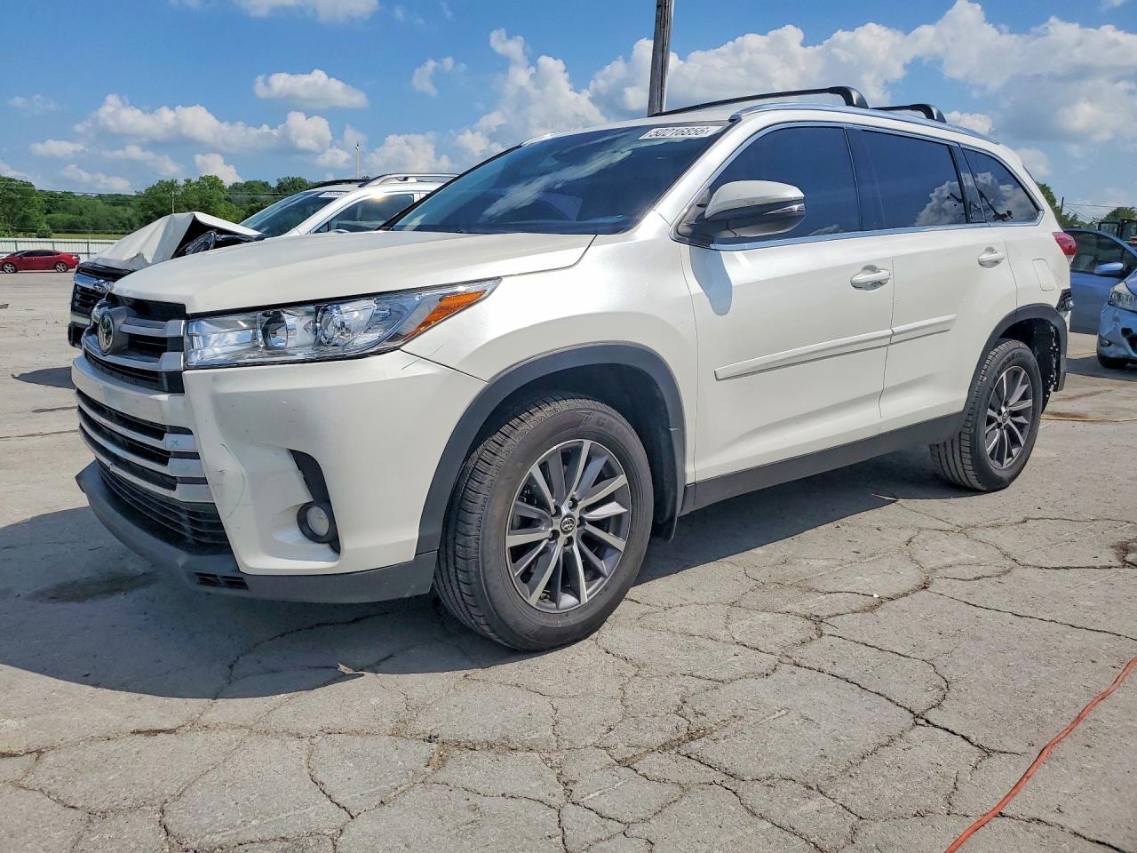 2019 TOYOTA HIGHLANDER