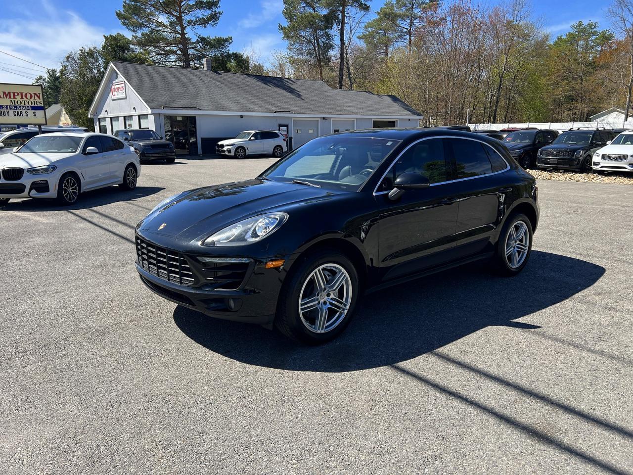 2015 PORSCHE Macan