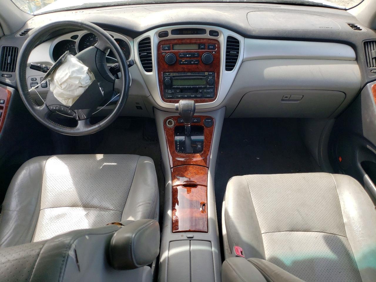 2006 TOYOTA HIGHLANDER