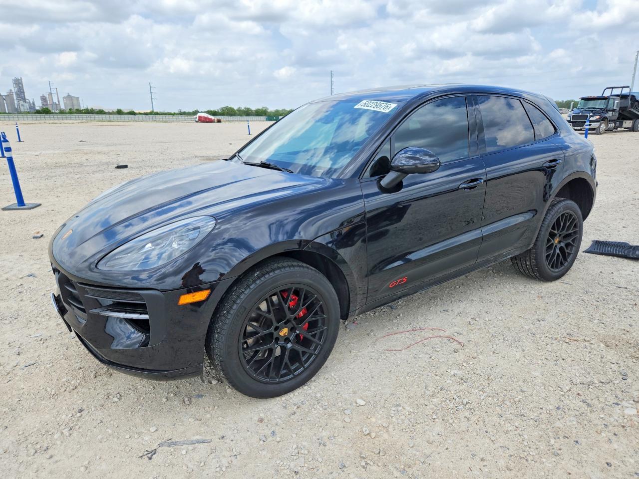 2021 PORSCHE Macan