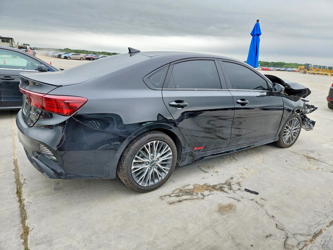 2022 KIA FORTE