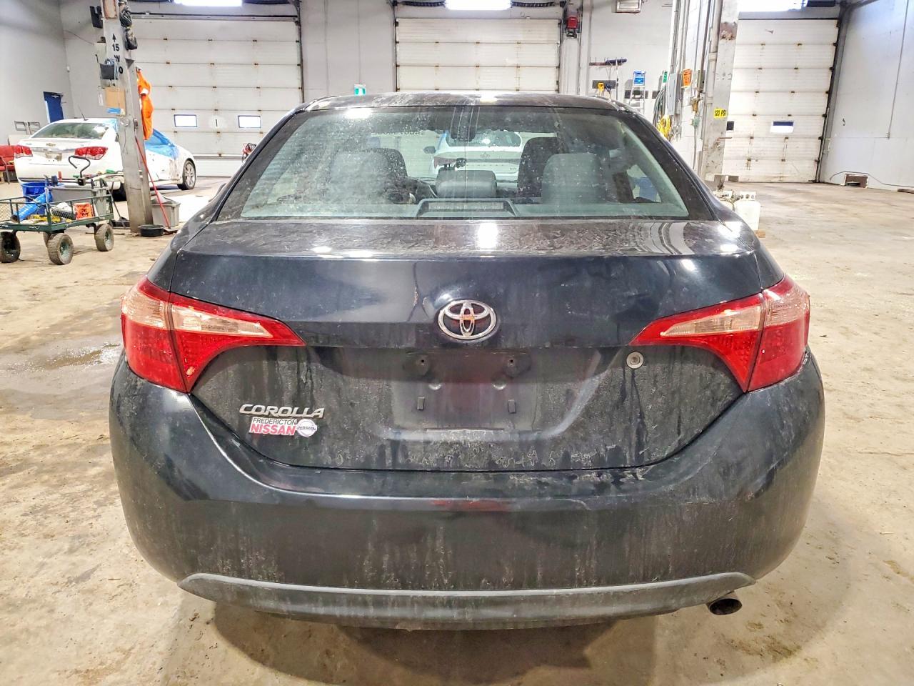 2017 TOYOTA COROLLA