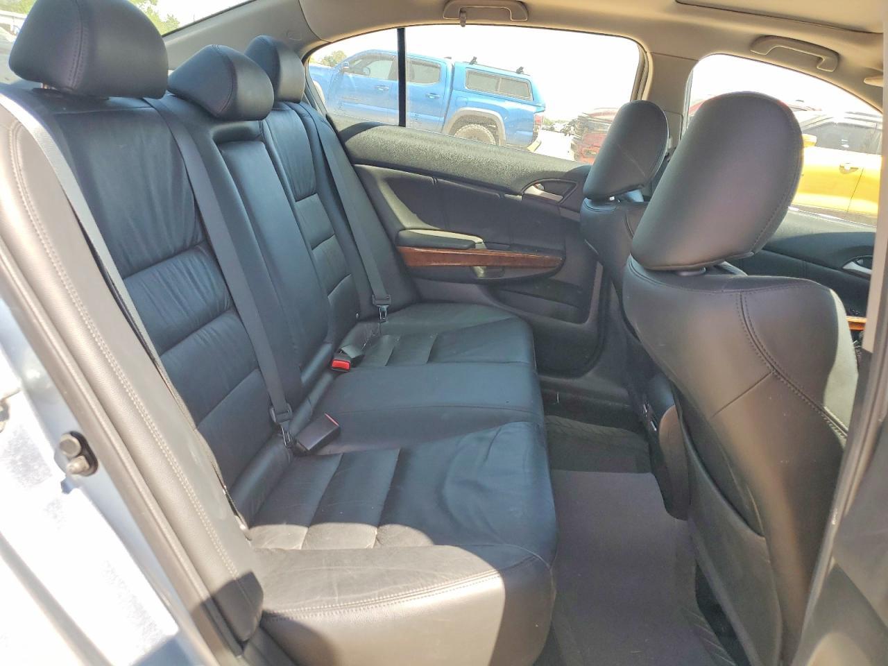 2011 HONDA ACCORD