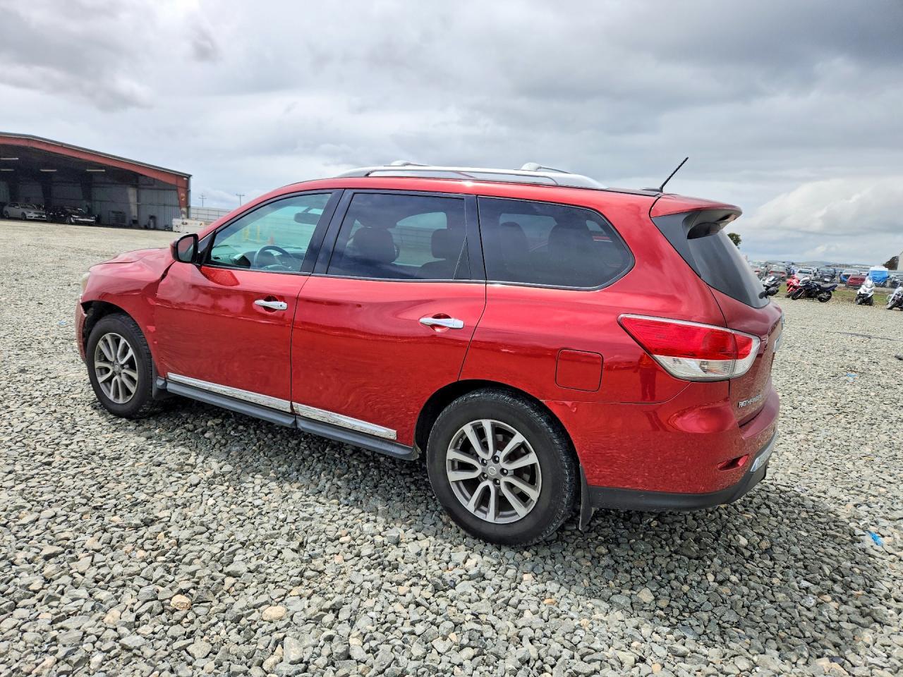 2013 NISSAN PATHFINDER