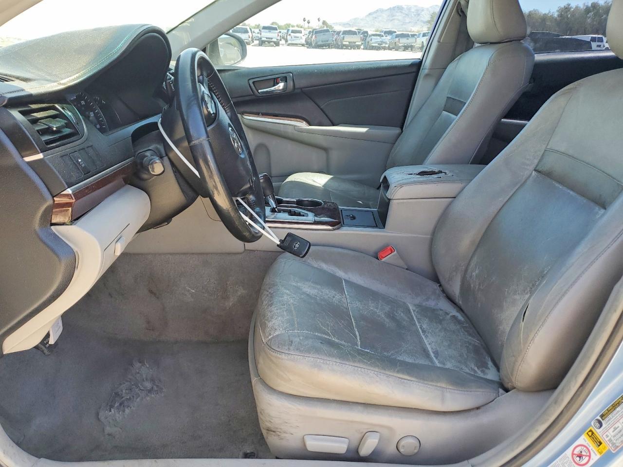 2014 TOYOTA CAMRY