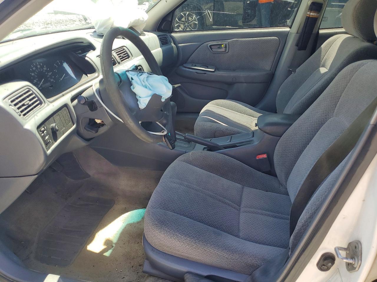 2000 TOYOTA CAMRY