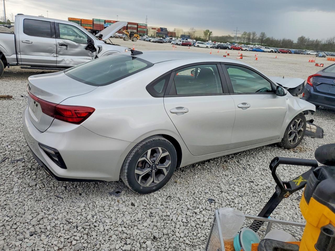 2019 KIA FORTE