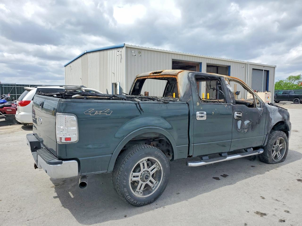 2004 FORD F-150 Lightning