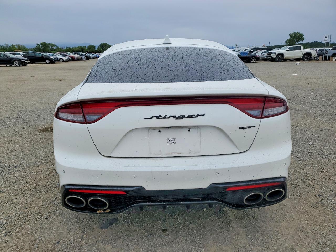 2022 KIA Stinger