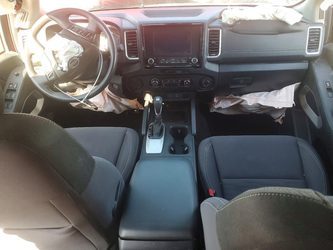 2022 NISSAN Frontier
