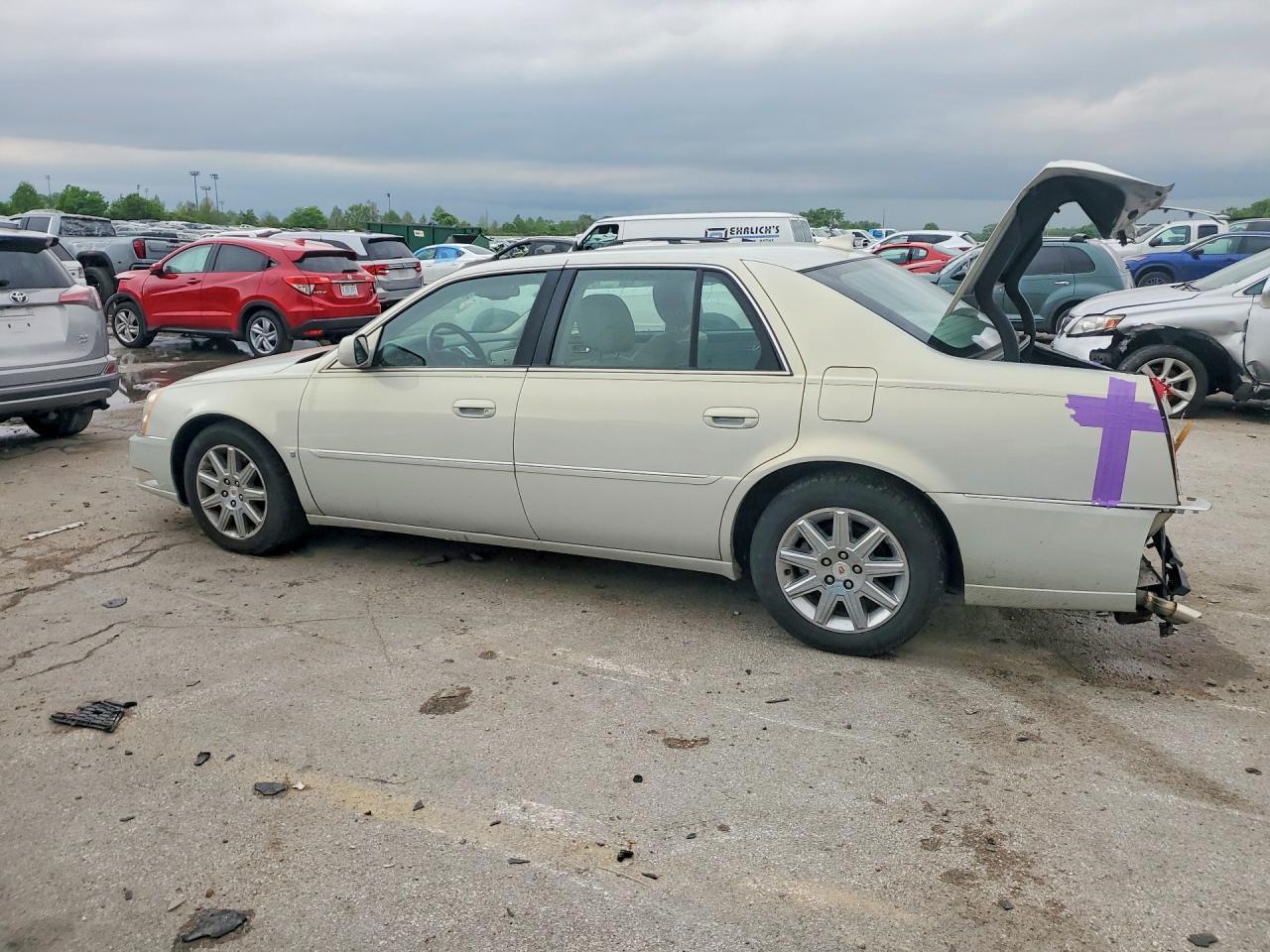 2010 CADILLAC DTS