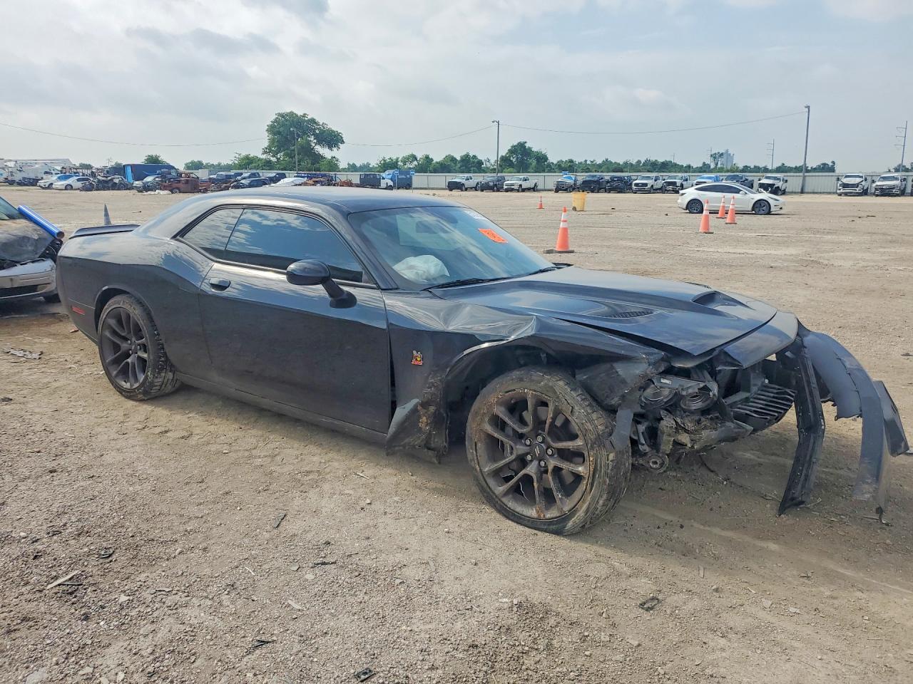 2022 DODGE Challenger