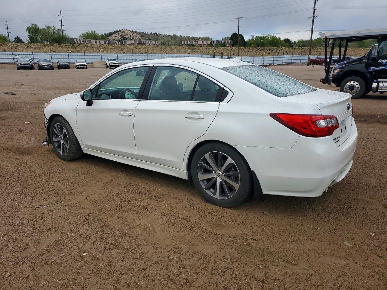 2016 SUBARU Legacy