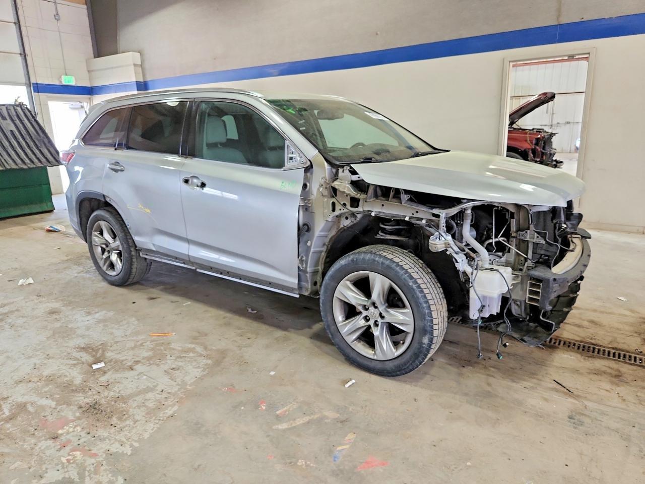 2014 TOYOTA HIGHLANDER