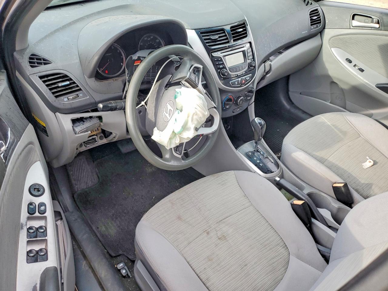 2012 HYUNDAI ACCENT