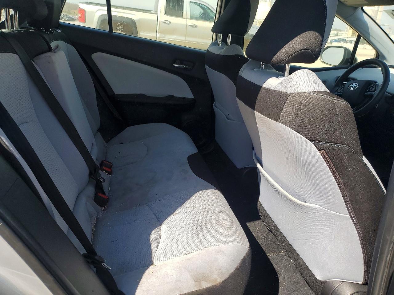 2021 TOYOTA PRIUS