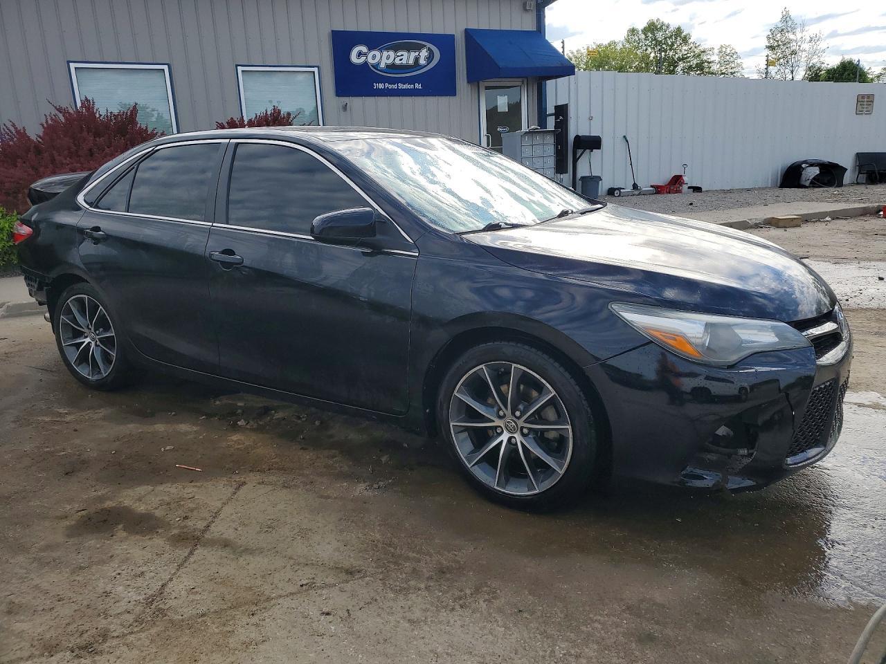 2015 TOYOTA CAMRY