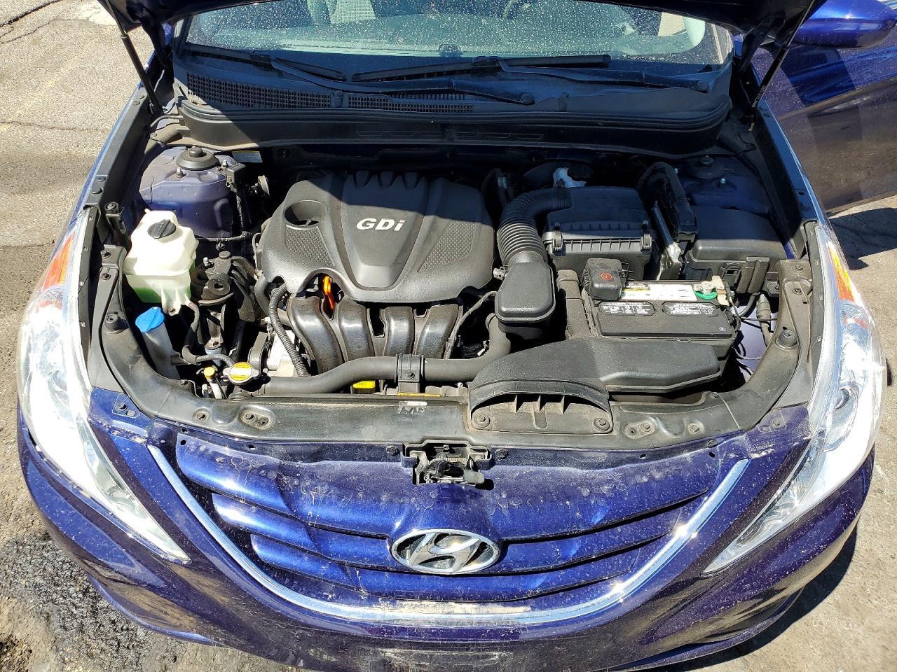 2011 HYUNDAI SONATA