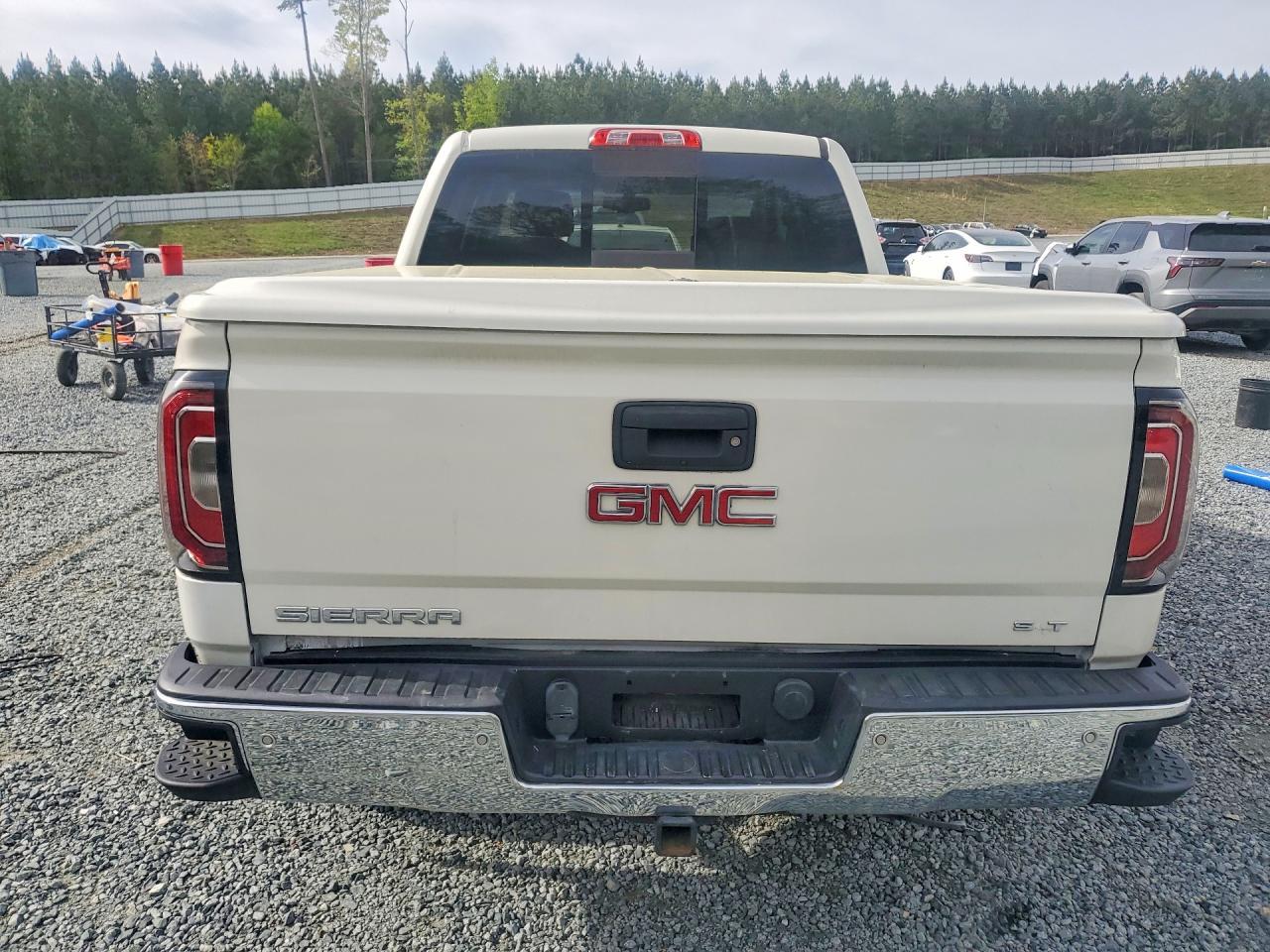 2017 GMC Sierra