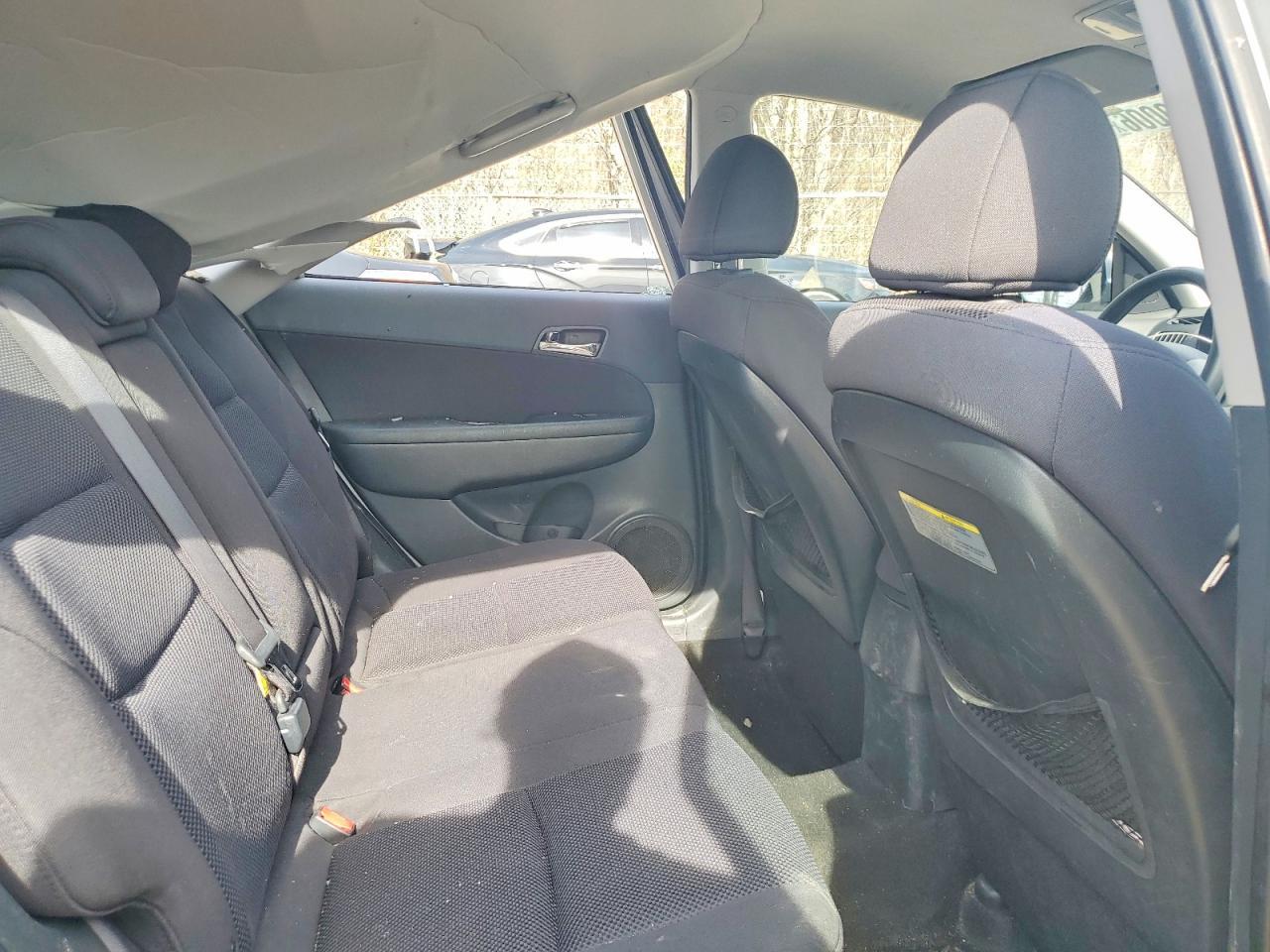 2011 HYUNDAI ELANTRA
