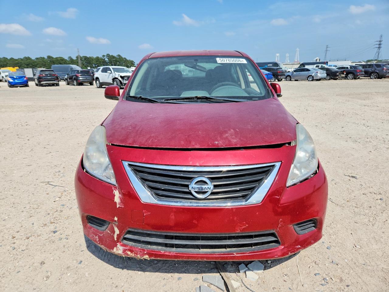 2014 NISSAN VERSA