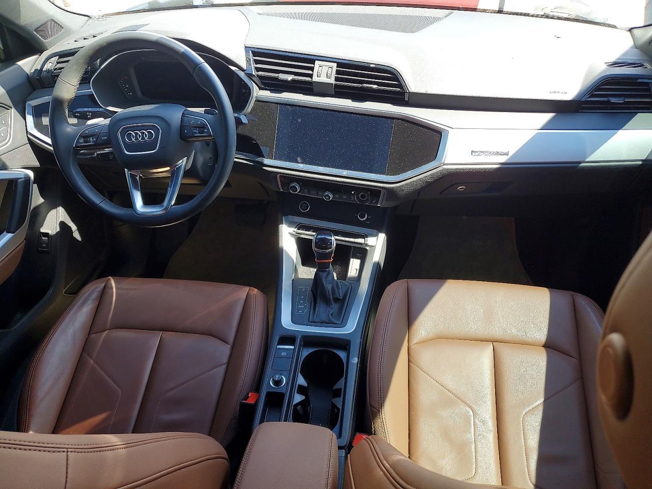 2021 AUDI Q3