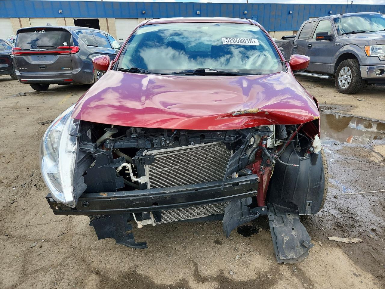 2018 NISSAN VERSA