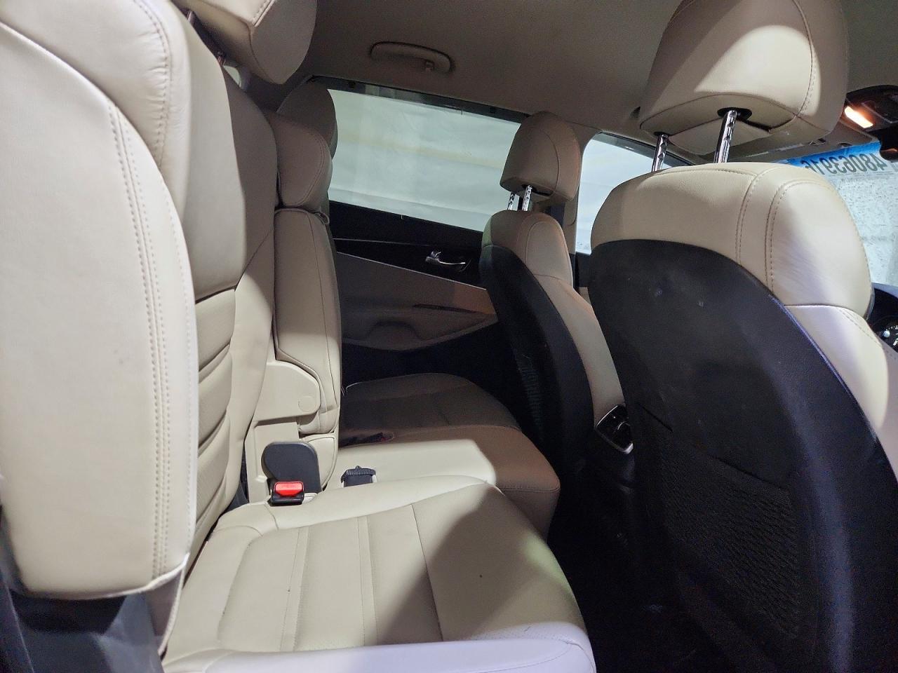 2017 KIA SORENTO