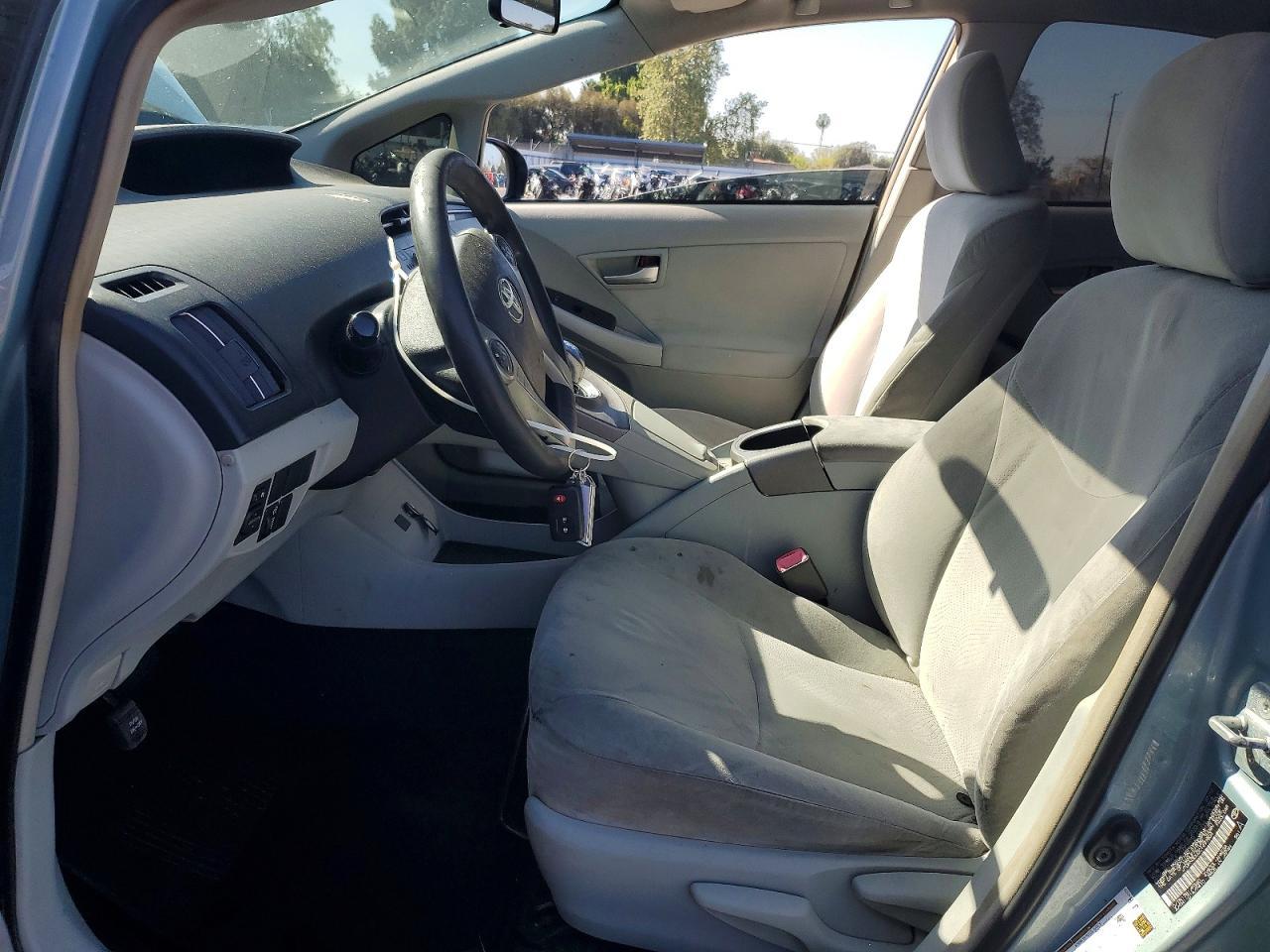 2012 TOYOTA PRIUS