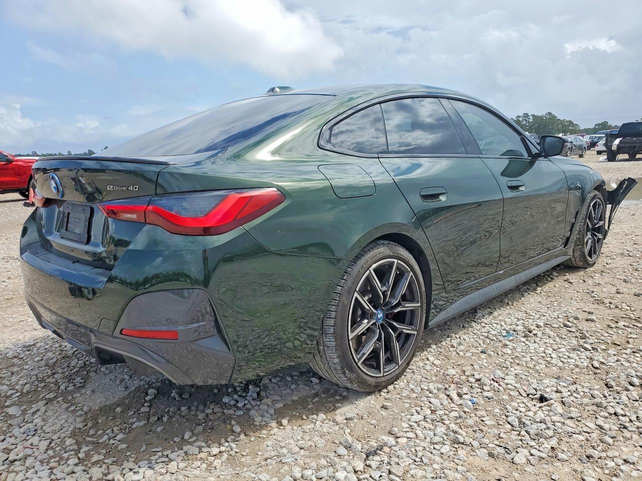 2024 BMW i4