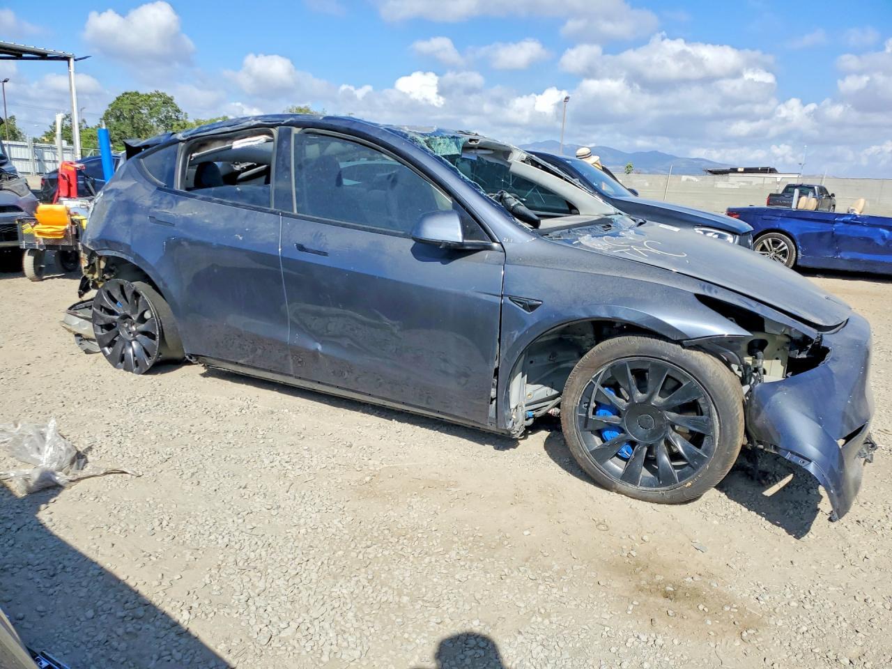 2023 TESLA MODEL Y