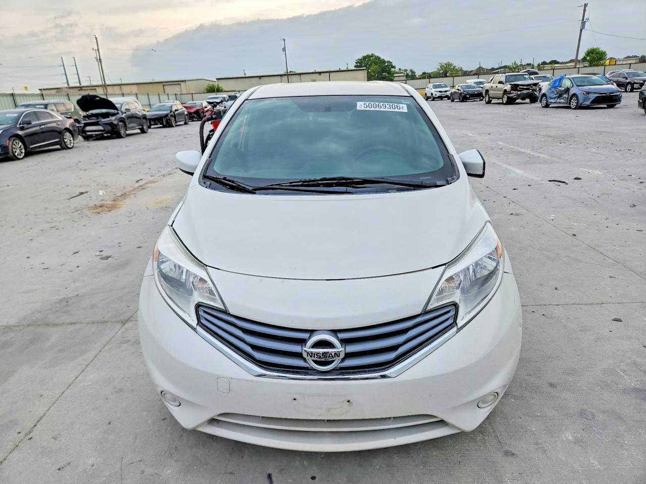 2016 NISSAN Versa Note