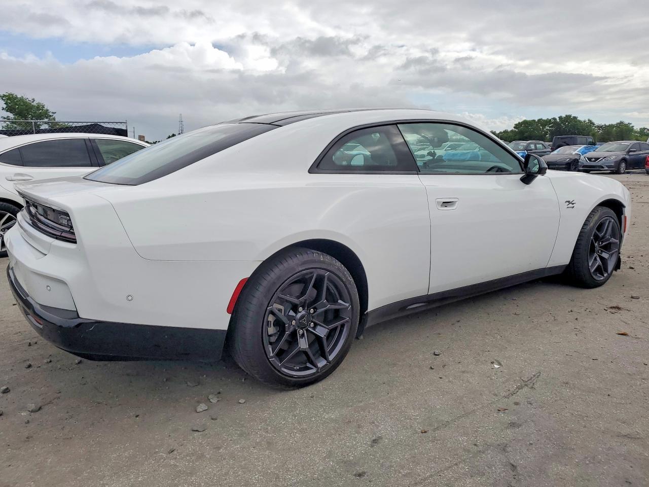 2024 DODGE CHARGER
