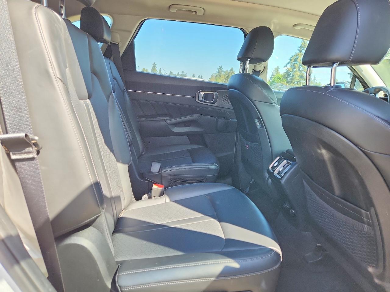 2023 KIA SORENTO