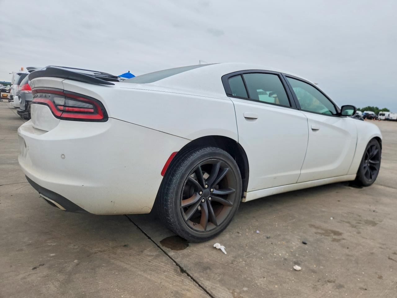 2016 DODGE CHARGER