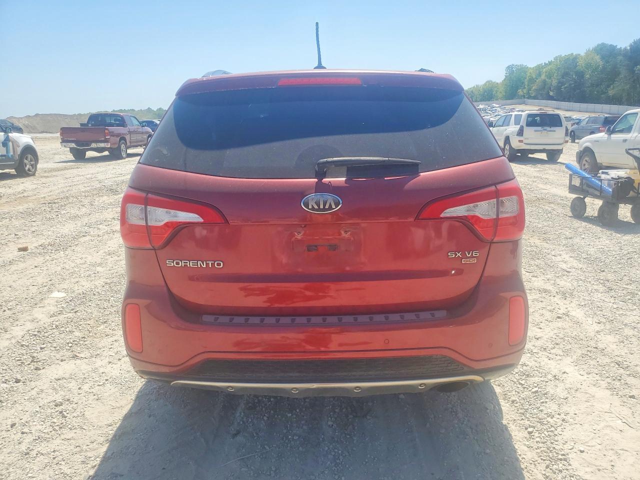 2014 KIA SORENTO