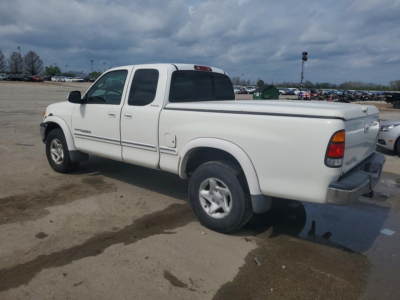 2002 TOYOTA TUNDRA