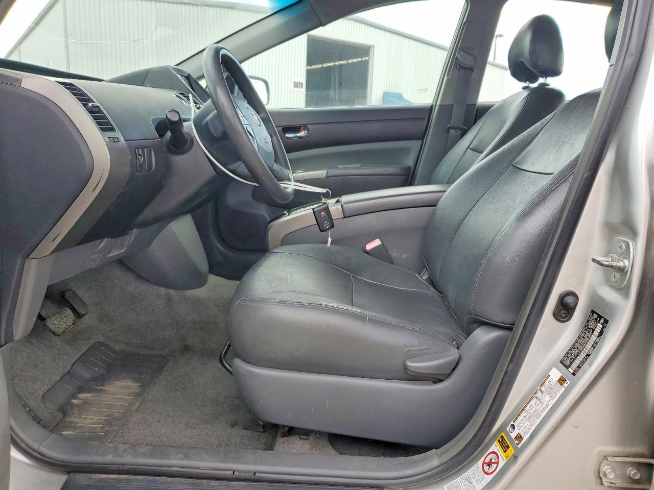2004 TOYOTA PRIUS
