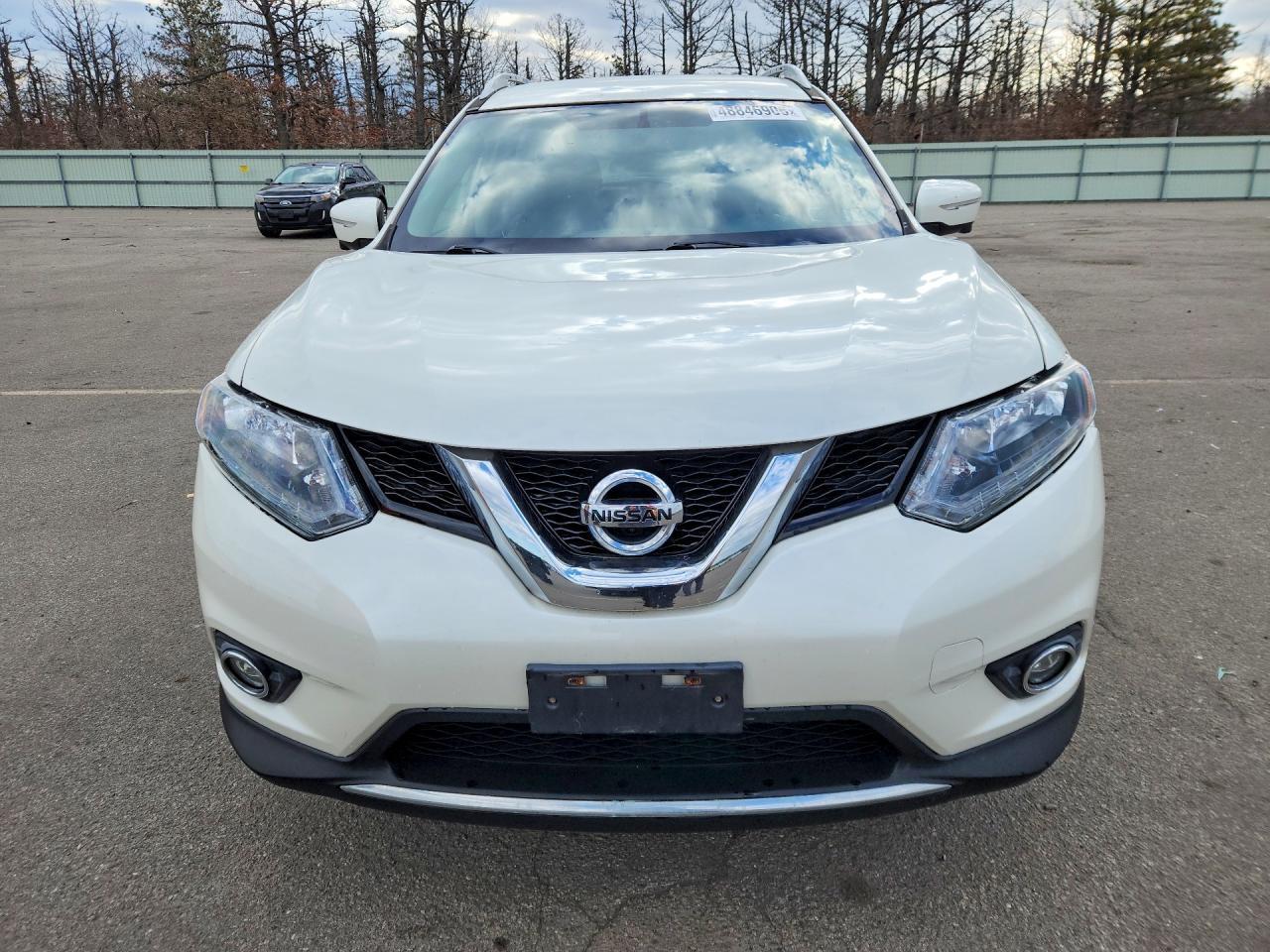 2015 NISSAN ROGUE