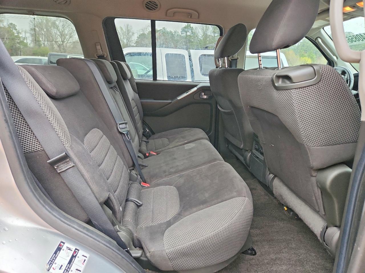 2010 NISSAN PATHFINDER