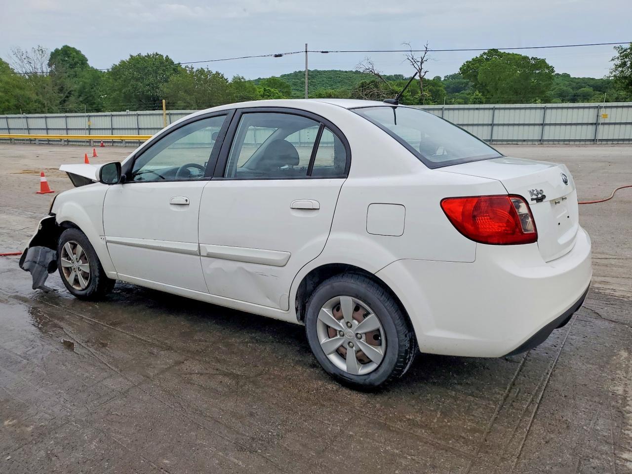 2011 KIA RIO