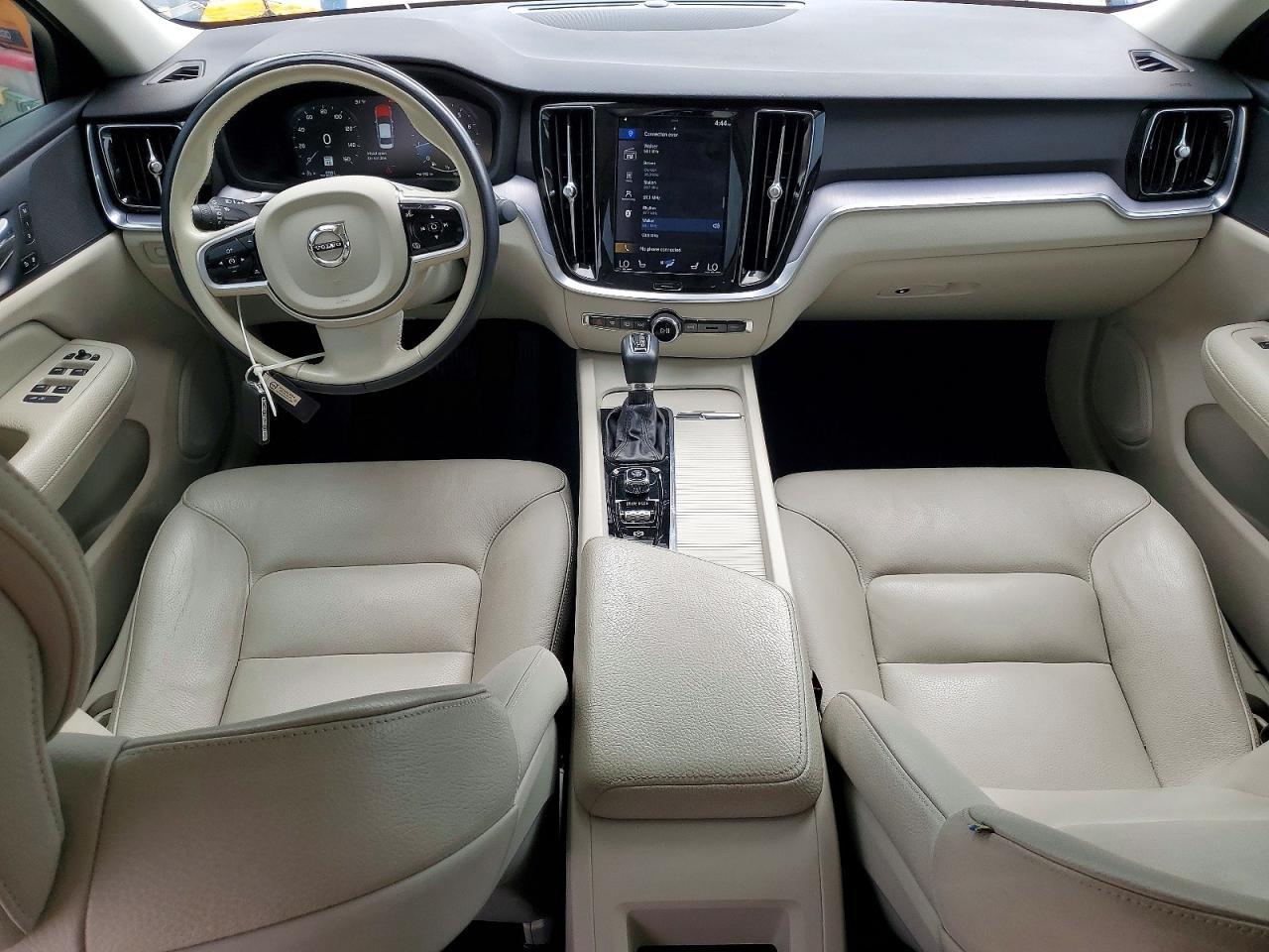 2020 Volv S60