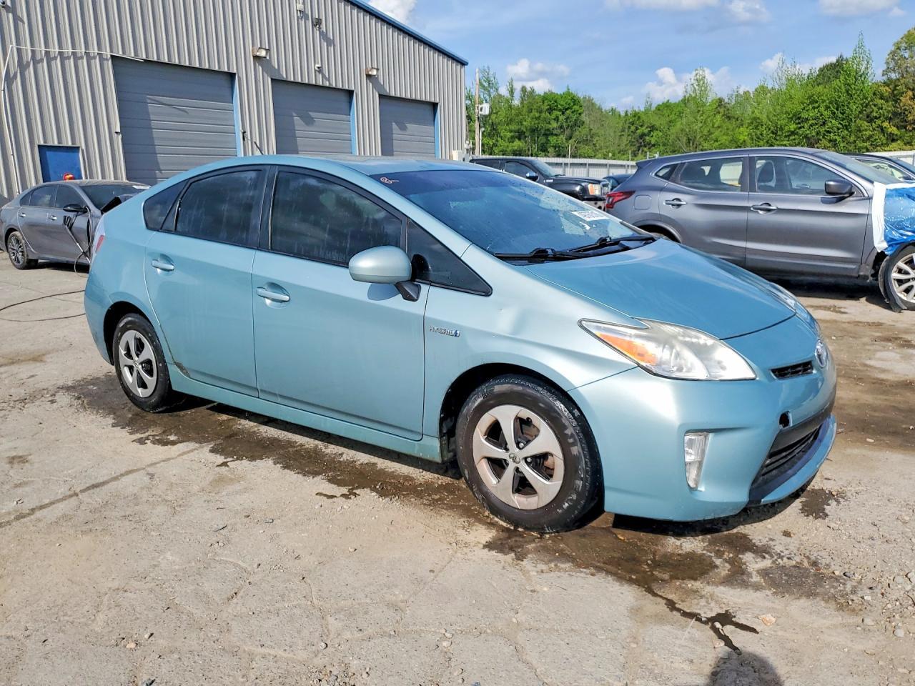 2013 TOYOTA PRIUS