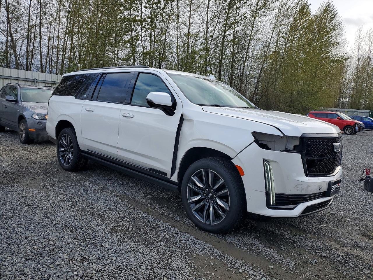 2021 CADILLAC Escalade ESV
